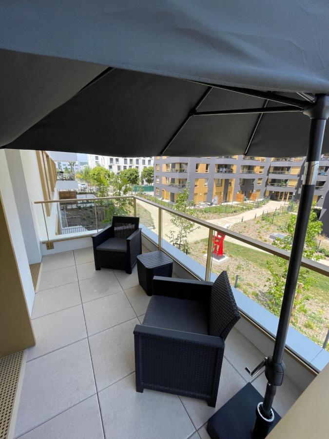 Superbe T2 Proche De La Gare Rer Tgv Massy Palaiseau Apartment Exterior foto